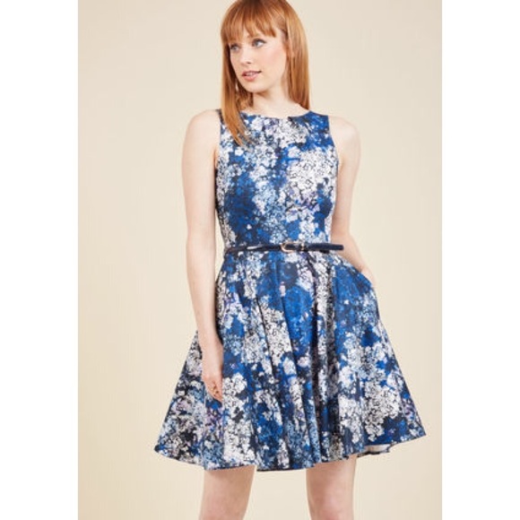 Closet Dresses & Skirts - Luck Be A Lady Floral A Line Dress - Blue Garden